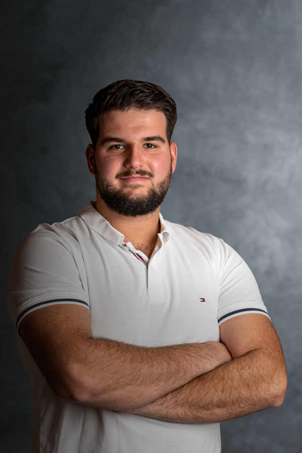 Portraet von Ardit Miroci, Bauausfuehrung bei Rada Bau