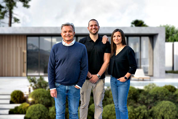 Team von Rada Bau vor modernem Neubau in Sulzbach am Main, persönlich, erfahren und regional verwurzelt